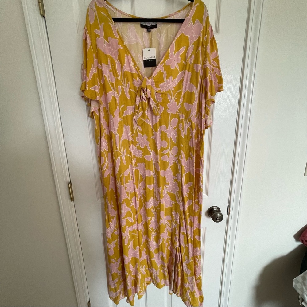 NWT ELOQUII Elements floral midi dress